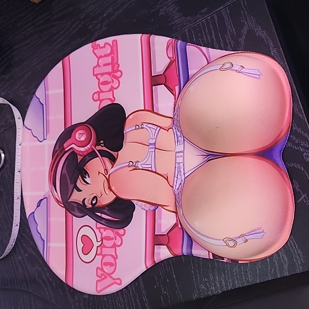 Valentina Voight Mouse Pad